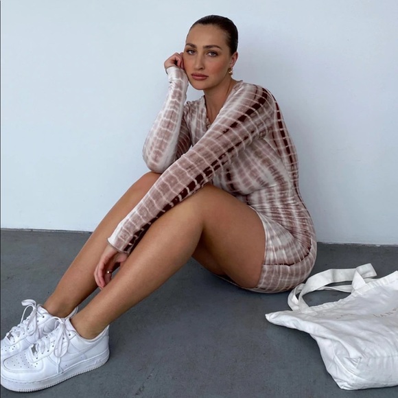 JOANI TIE DYE MINI DRESS BROWN - Picture 1 of 4